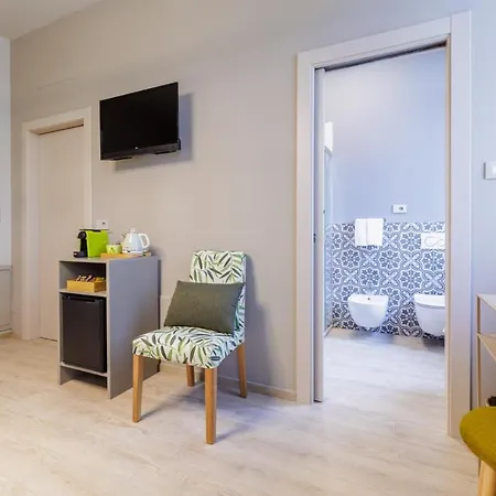 Interno 6 Guest House Cuneo Exterior photo